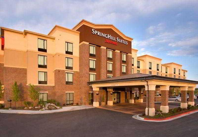 Springhill Suites By Marriott Rexburg Exterior photo