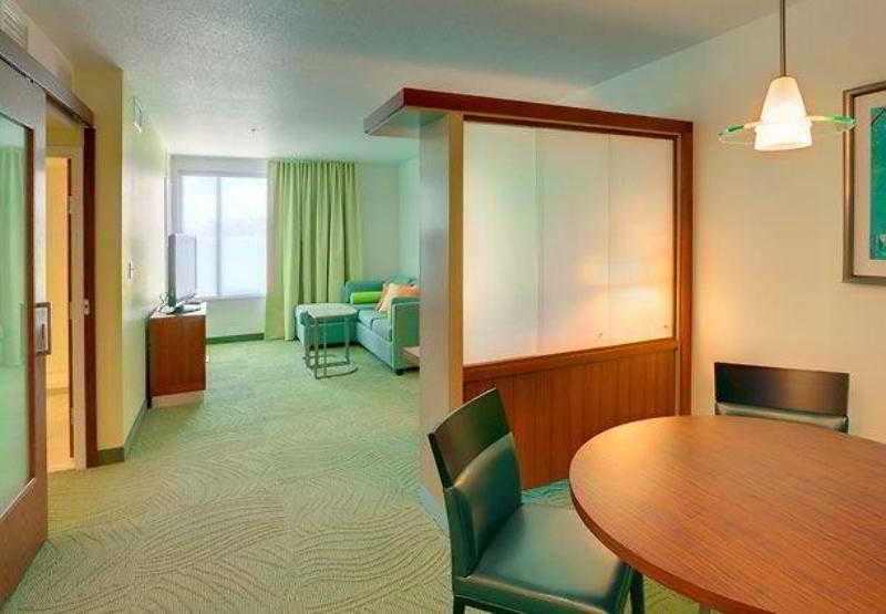 Springhill Suites By Marriott Rexburg Exterior photo